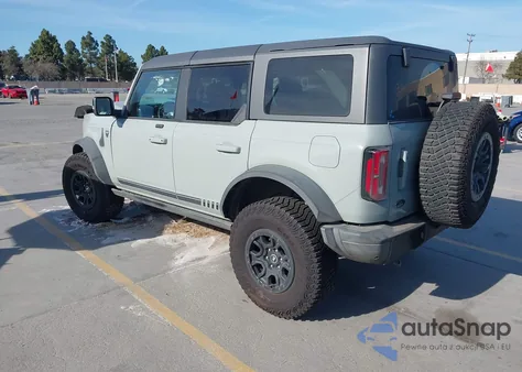 2021 Ford Bronco First Edition z USA, uszkodzony, nr VIN 1FMEE5EP0MLA42212